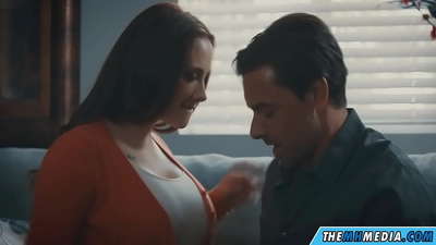 നല്ല തിരക്കുള്ള അമ്മയ്‌ക്കൊപ്പം റൊമാന്റിക് സെക്‌സ്